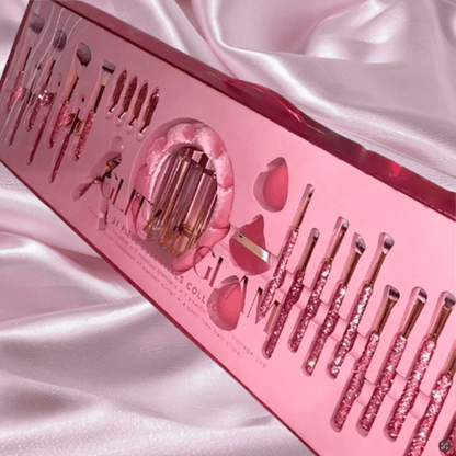 Makeup Box “Ruby Pink” 31 pieces